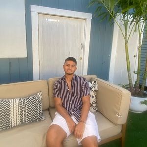 Meet your Posher, Alex